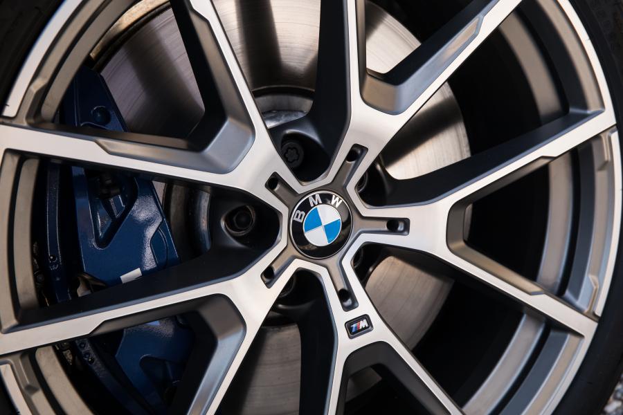 Колеса BMW 840d xDrive M Sport (G15) 2018 года  (UK) (фото 16 из 40)